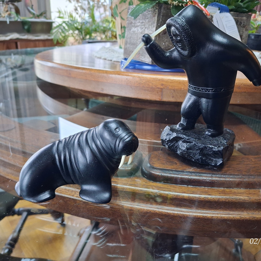 Vintage Boma Canada Inuit Hunter & Walrus Set 🇨🇦